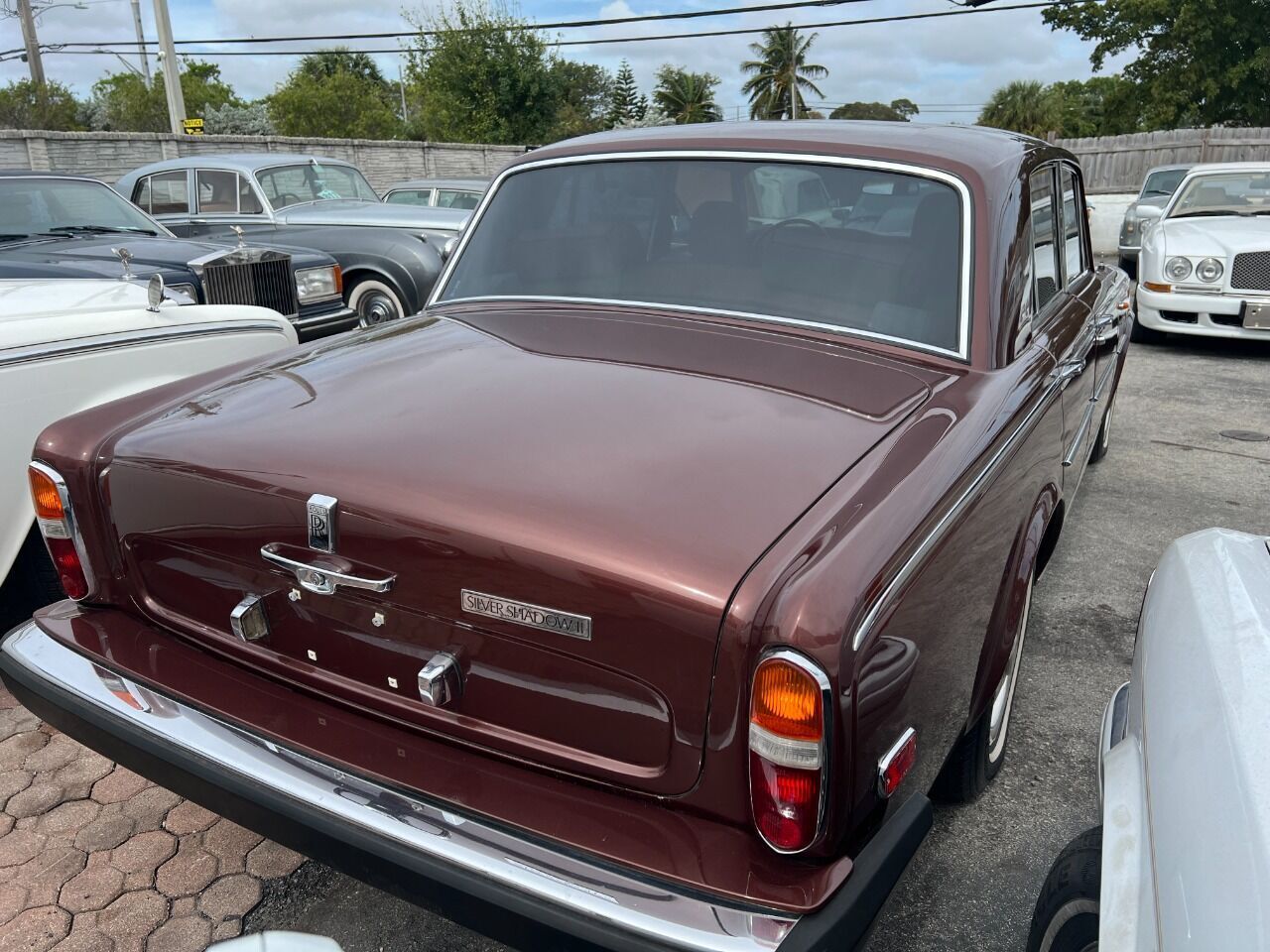 Rolls-Royce-Silver-Shadow-Berline-1980-16