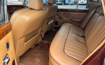 Rolls-Royce-Silver-Shadow-Berline-1980-Brown-Tan-89348-6