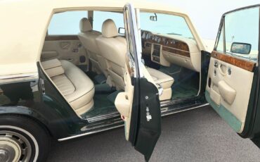 Rolls-Royce-Silver-Shadow-II-Berline-1979-18