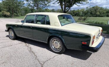 Rolls-Royce-Silver-Shadow-II-Berline-1979-9