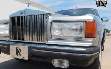 Rolls-Royce-Silver-SpiritSpurDawn-1986-9