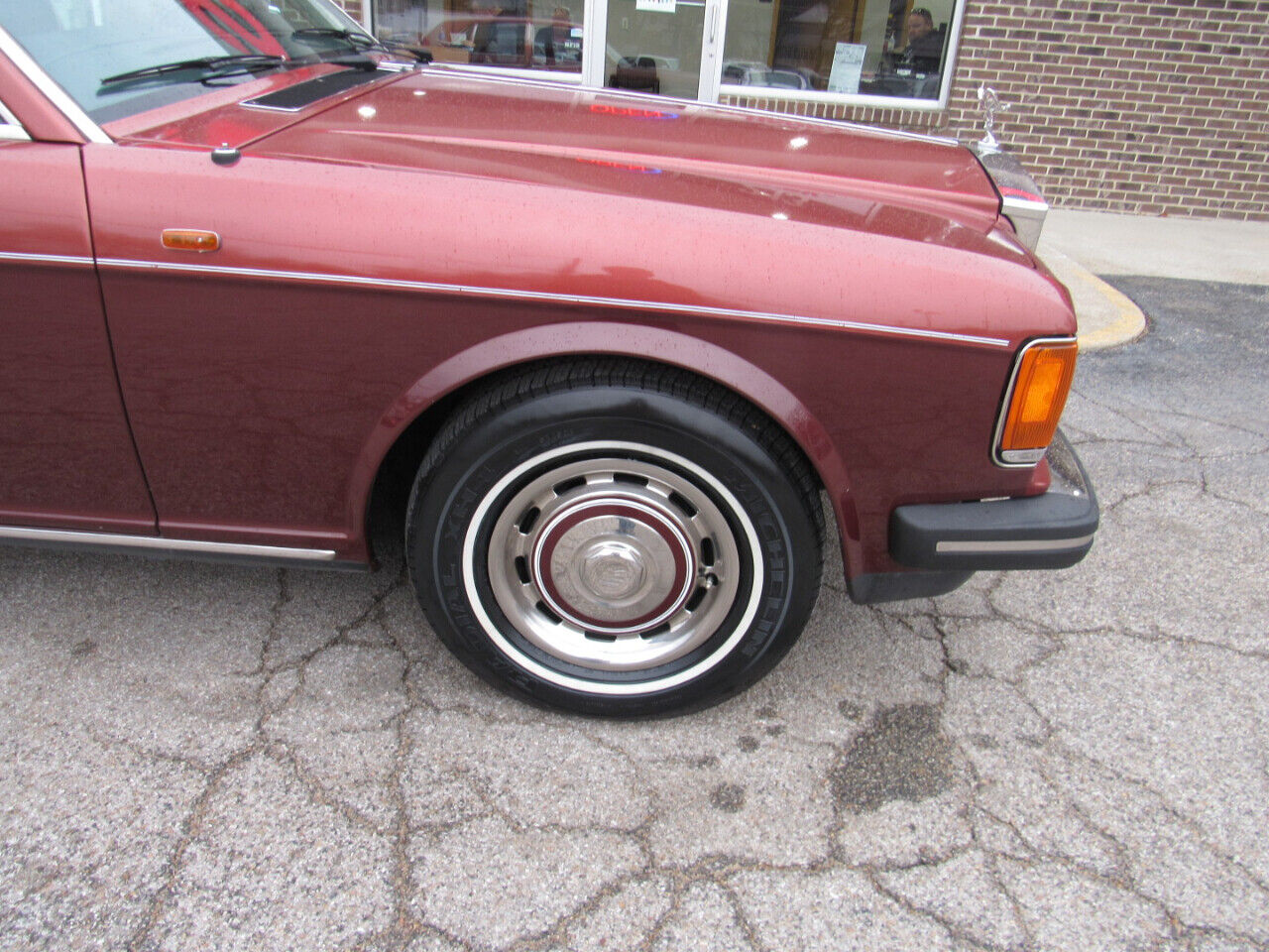 Rolls-Royce-Silver-SpiritSpurDawn-Berline-1982-25