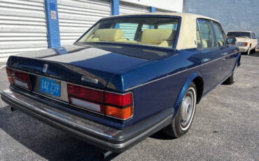 Rolls-Royce-Silver-SpiritSpurDawn-Berline-1985-Blue-Beige-96957-2