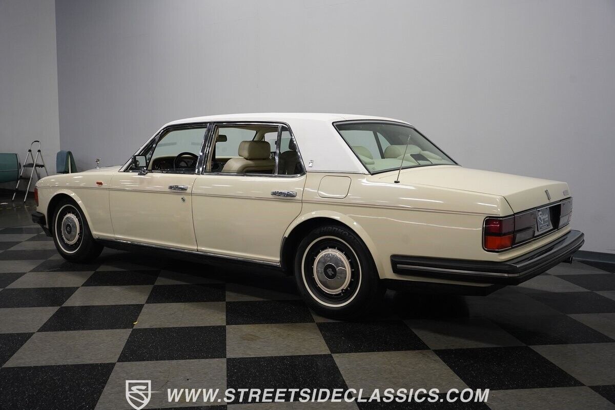 Rolls-Royce-Silver-SpiritSpurDawn-Berline-1991-10