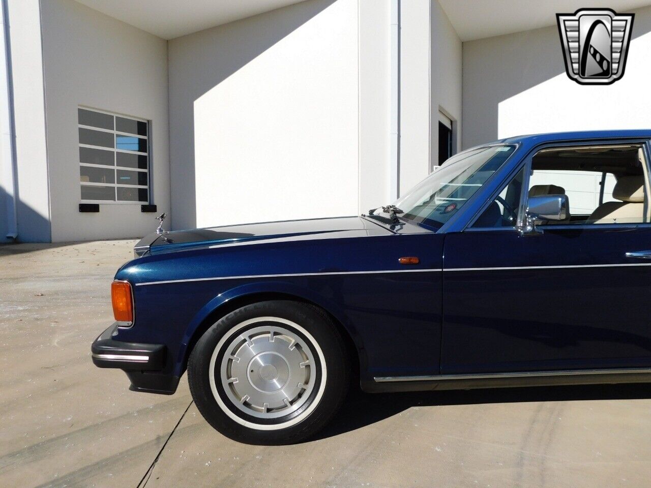 Rolls-Royce-Silver-Spur-And-Spirit-Berline-1990-Blue-Tan-72715-5