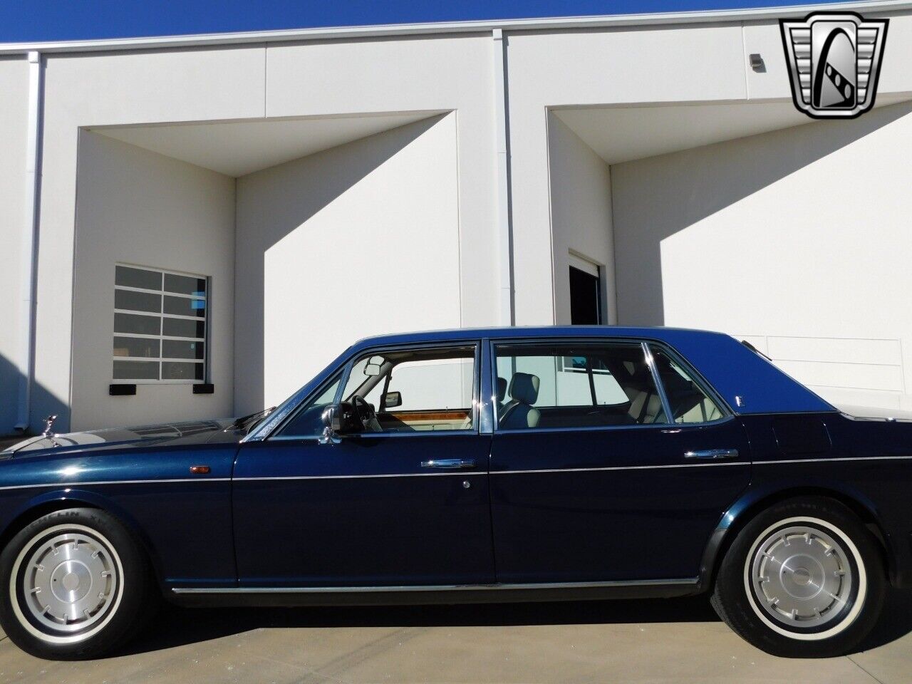 Rolls-Royce-Silver-Spur-Spirit-Berline-1990-Blue-Tan-72715-6