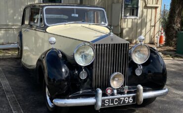 Rolls-Royce-Wraith-Limousine-1951-1