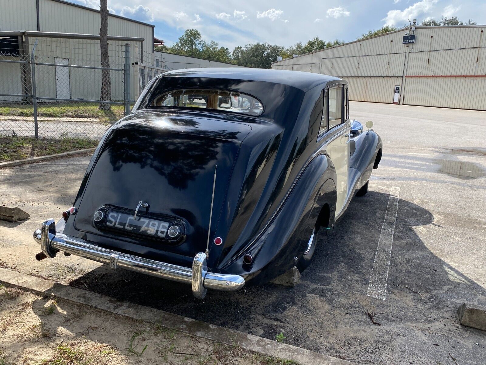 Rolls-Royce-Wraith-Limousine-1951-16