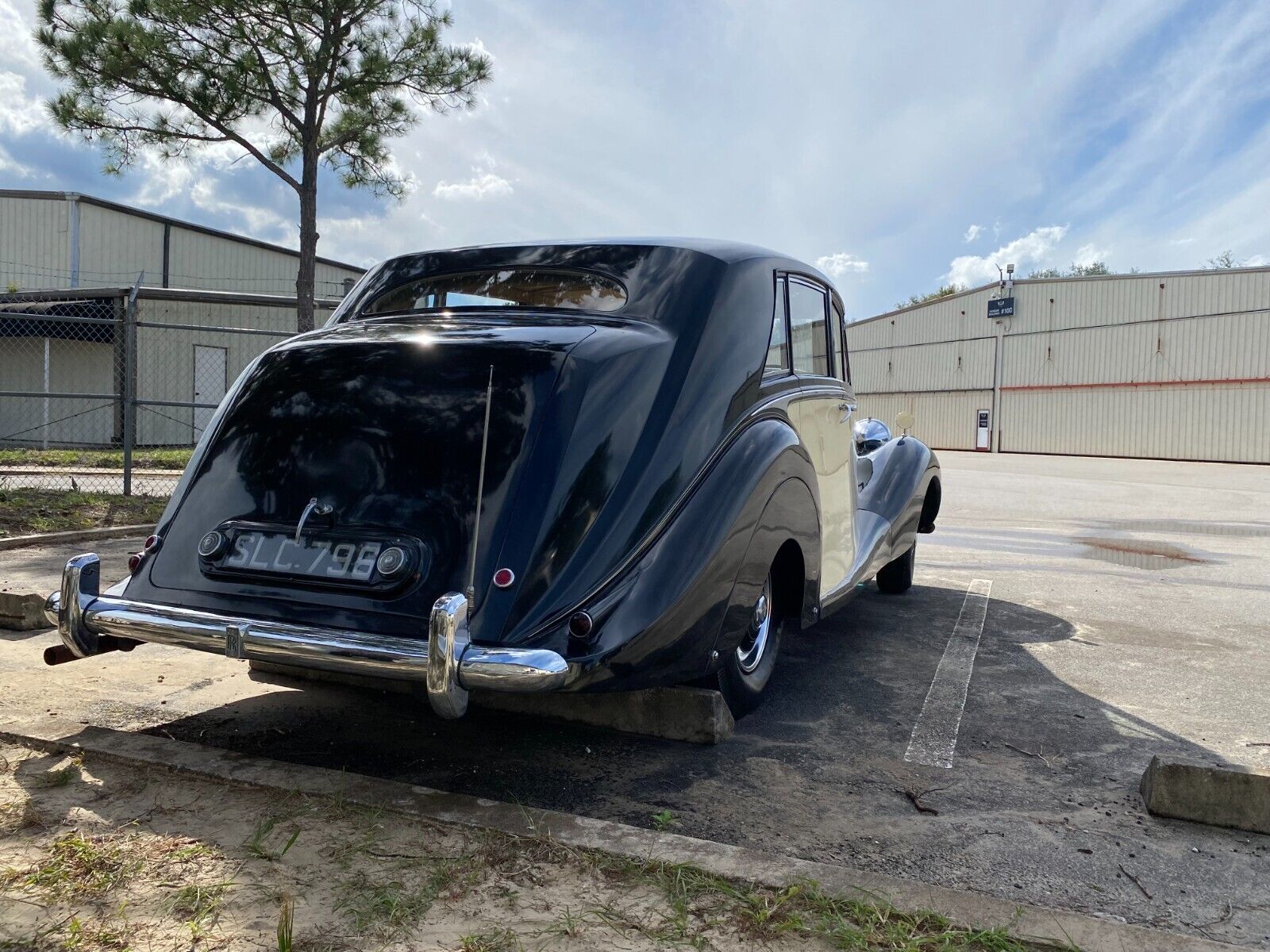 Rolls-Royce-Wraith-Limousine-1951-17