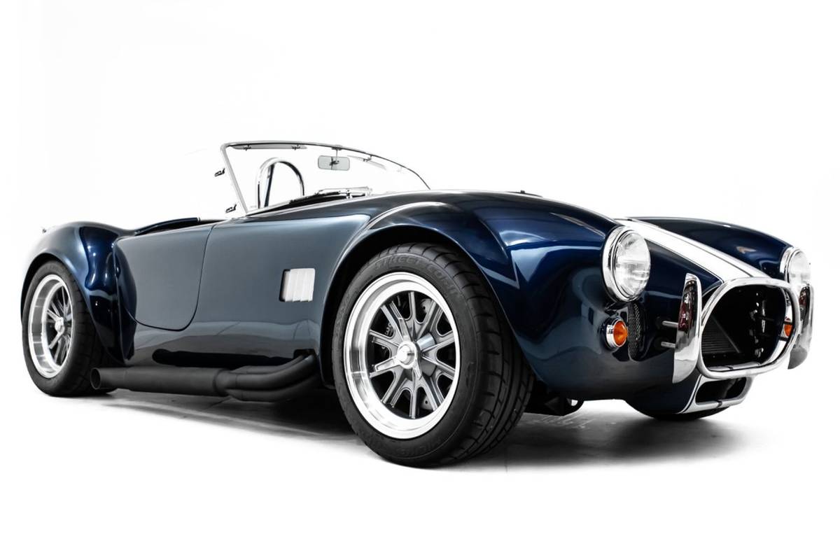 Shelby-Cobra-replica-1965