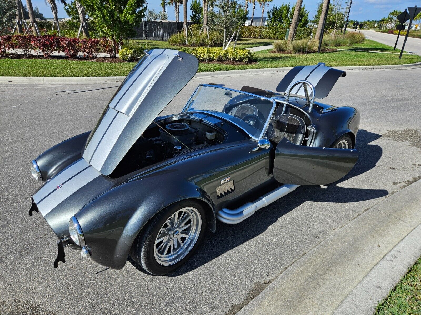 Shelby-Superformance-Cobra-427-Cabriolet-1965-6