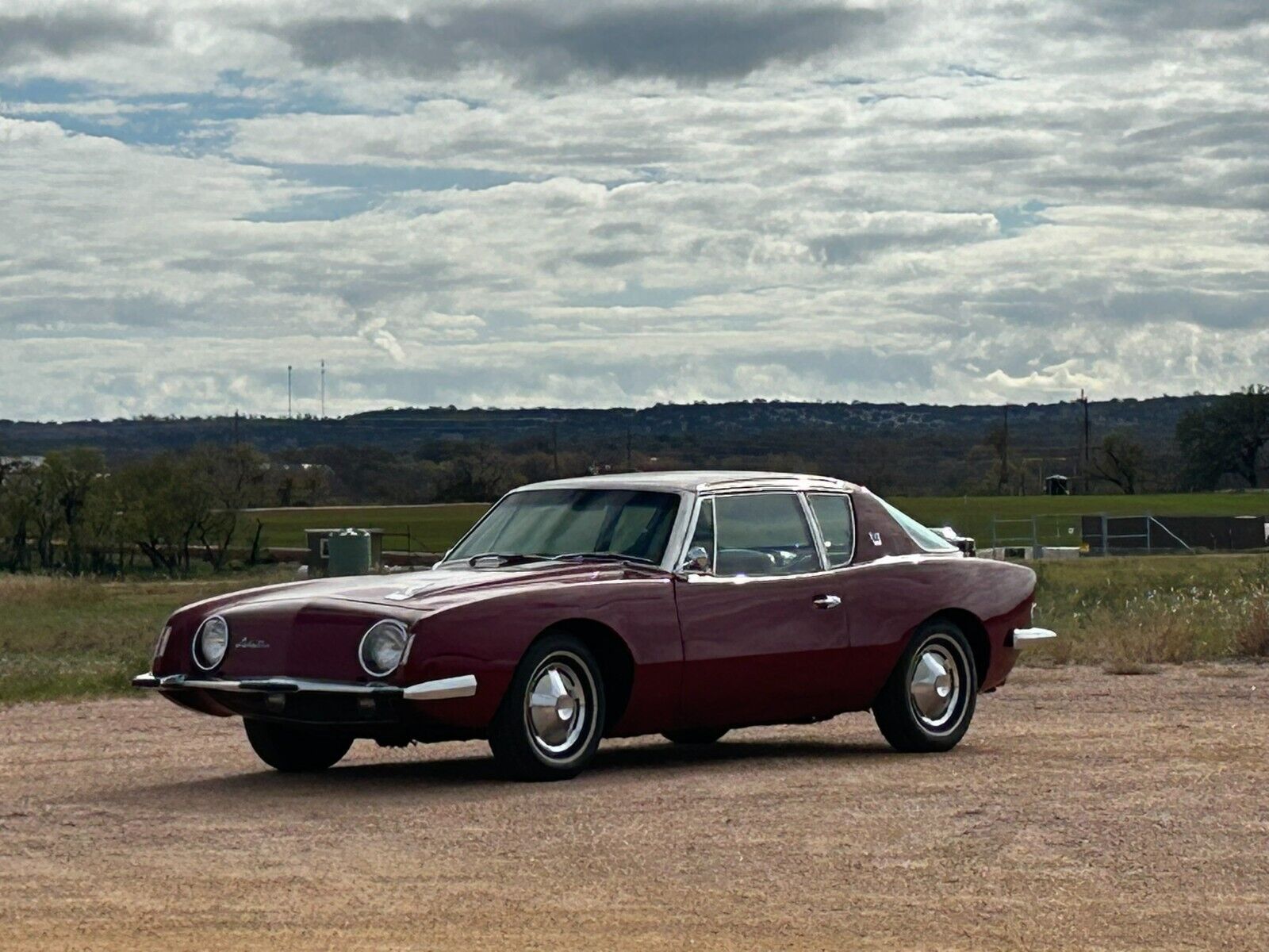 Studebaker-Avanti-Coupe-1964-6