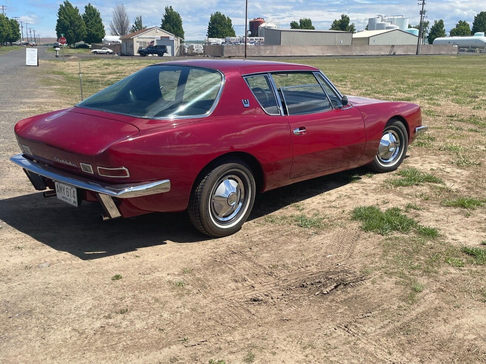 Studebaker-Avanti-Coupe-1964-9