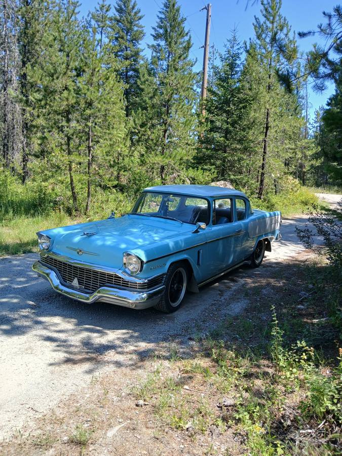 Studebaker-Champion-1957-12