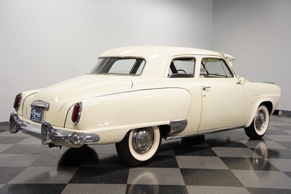 Studebaker-Champion-Coupe-1950-White-Gray-79508-13