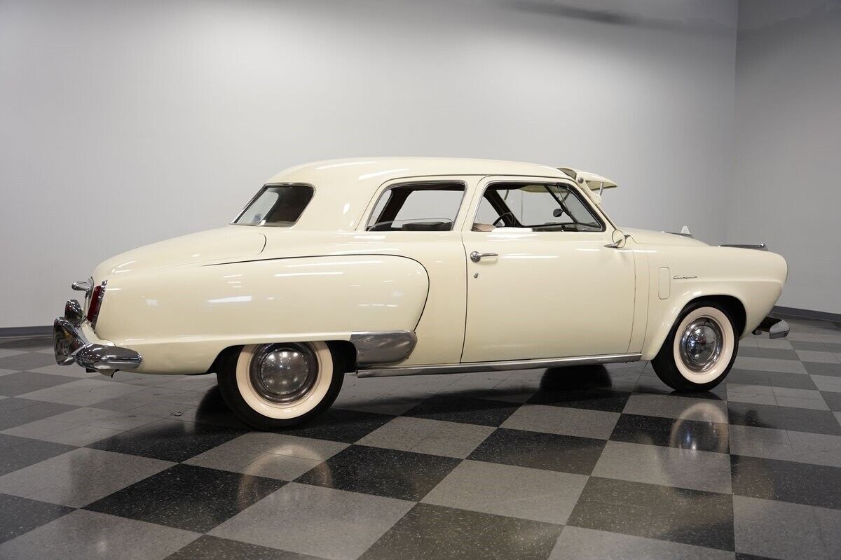 Studebaker-Champion-Coupe-1950-White-Gray-79508-14