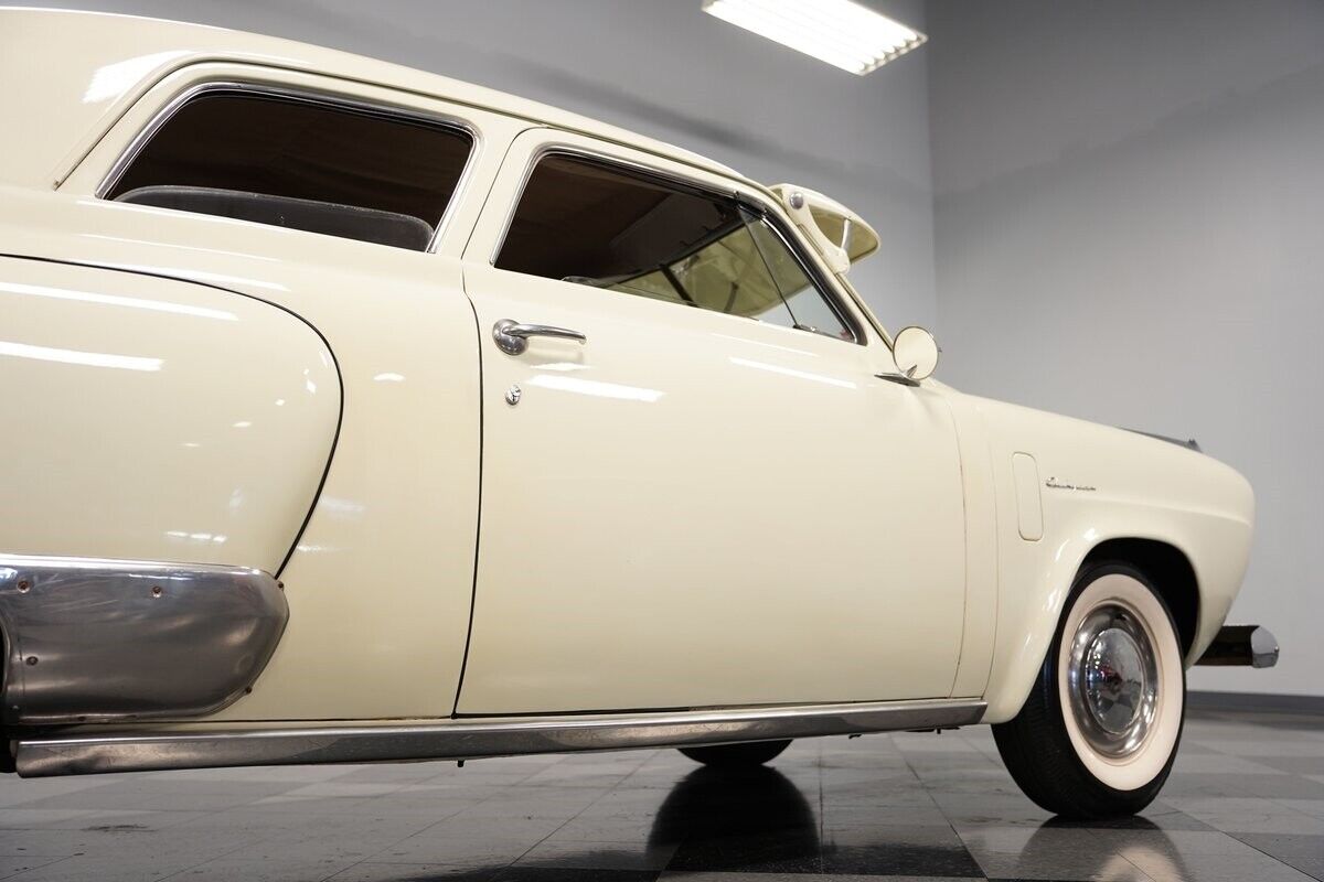 Studebaker-Champion-Coupe-1950-White-Gray-79508-31