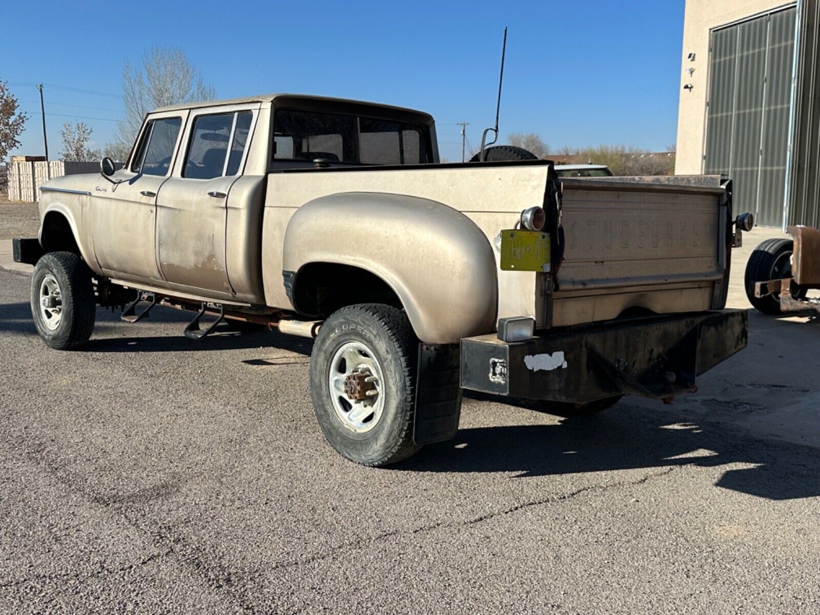 Studebaker-Crew-Cab-4x4-Pickup-1961-2