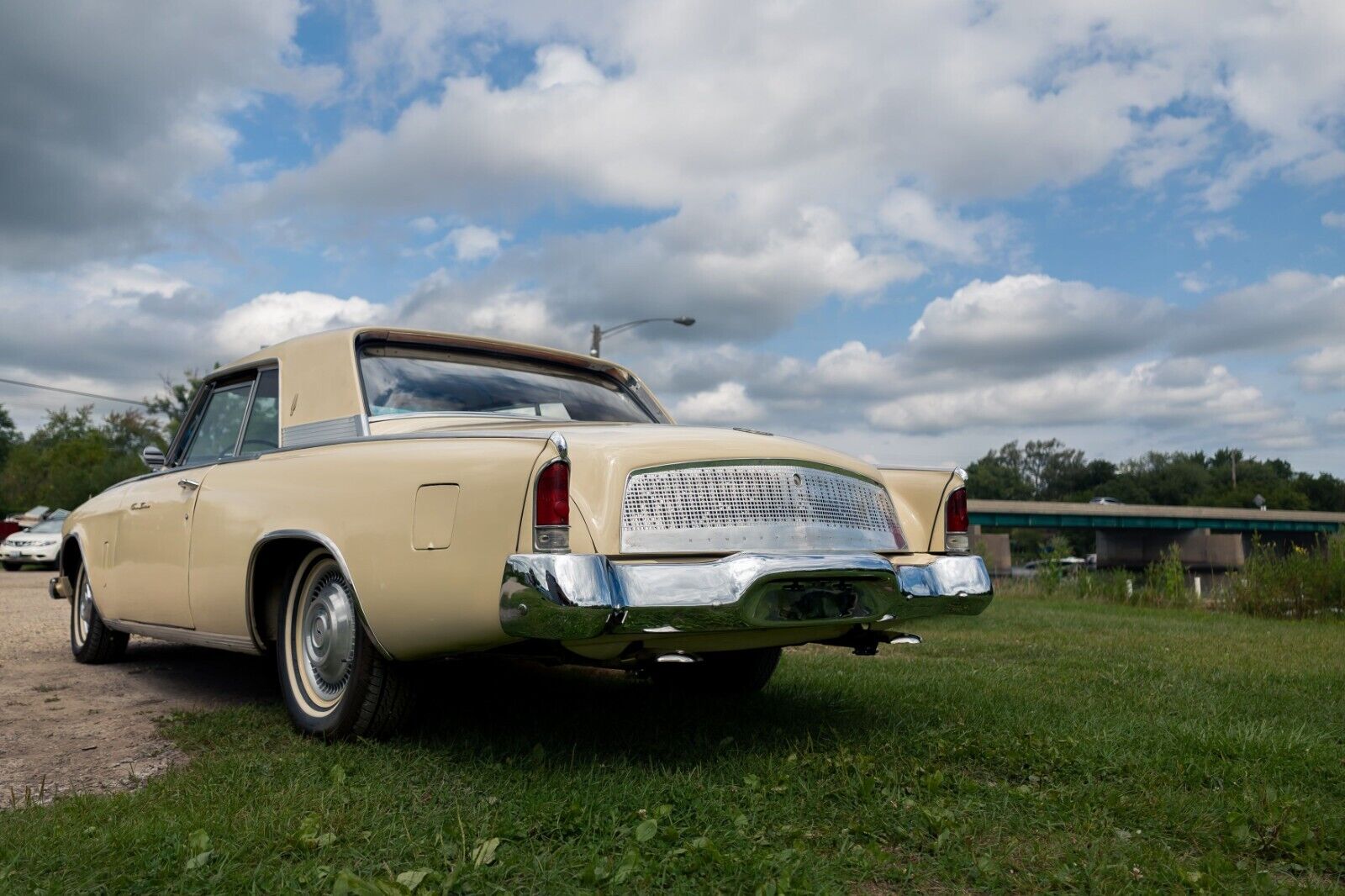 Studebaker-Hawk-Coupe-1962-5