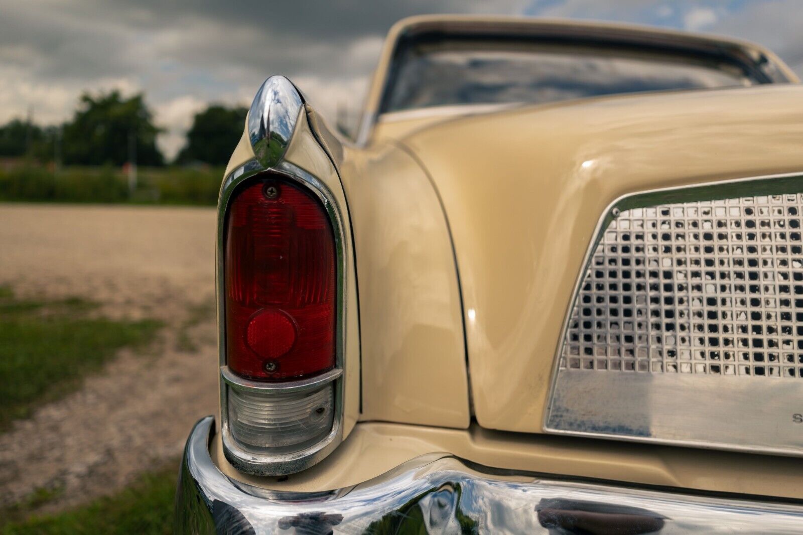 Studebaker-Hawk-Coupe-1962-6