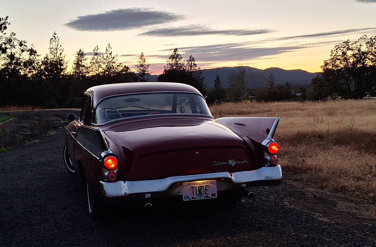 Studebaker-Silver-hawk-1957-10