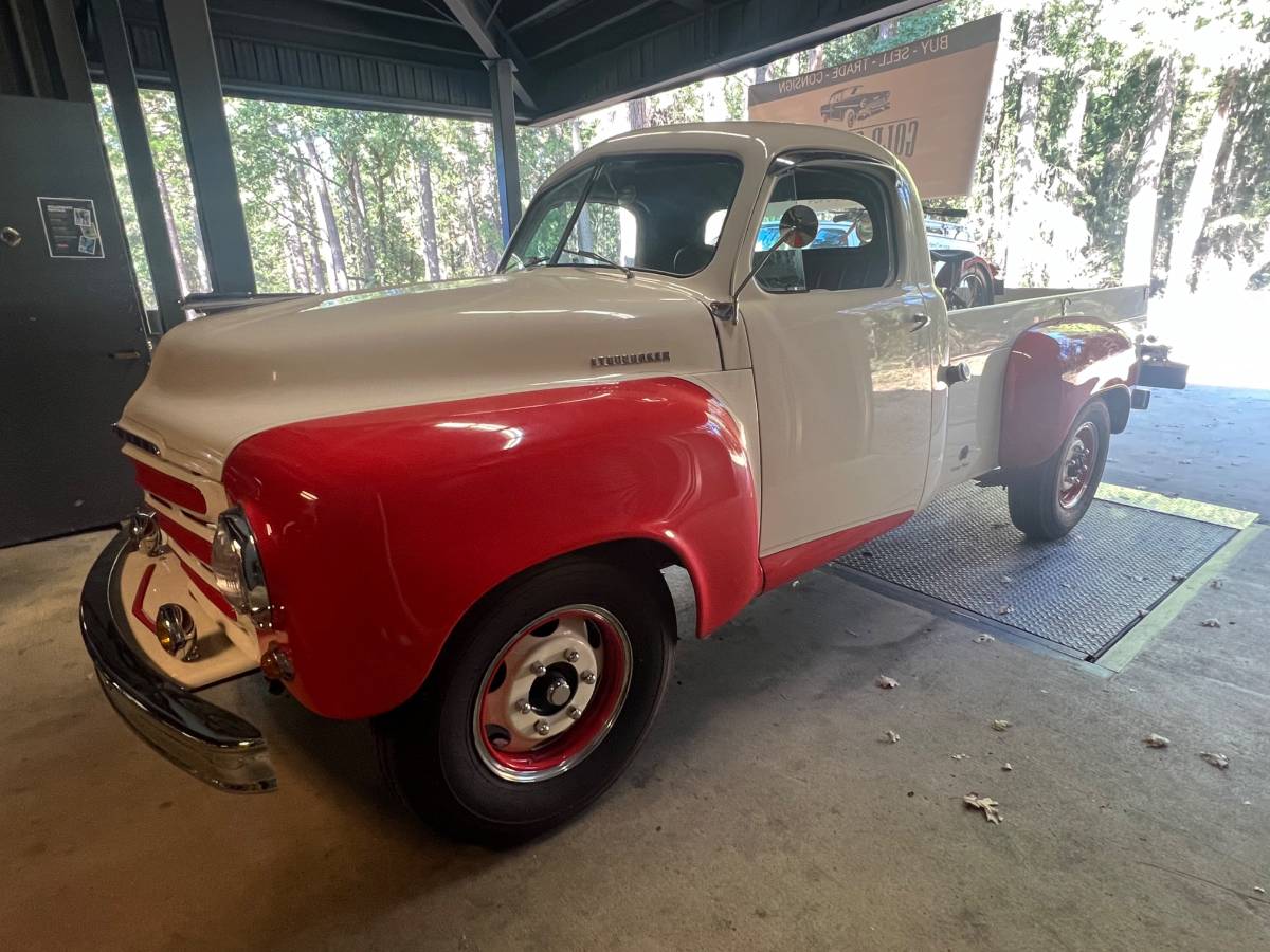 Studebaker-Truck-1952-1