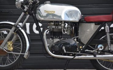 Triumph-Boneville-T140-1977-Silver-Red-17286-3