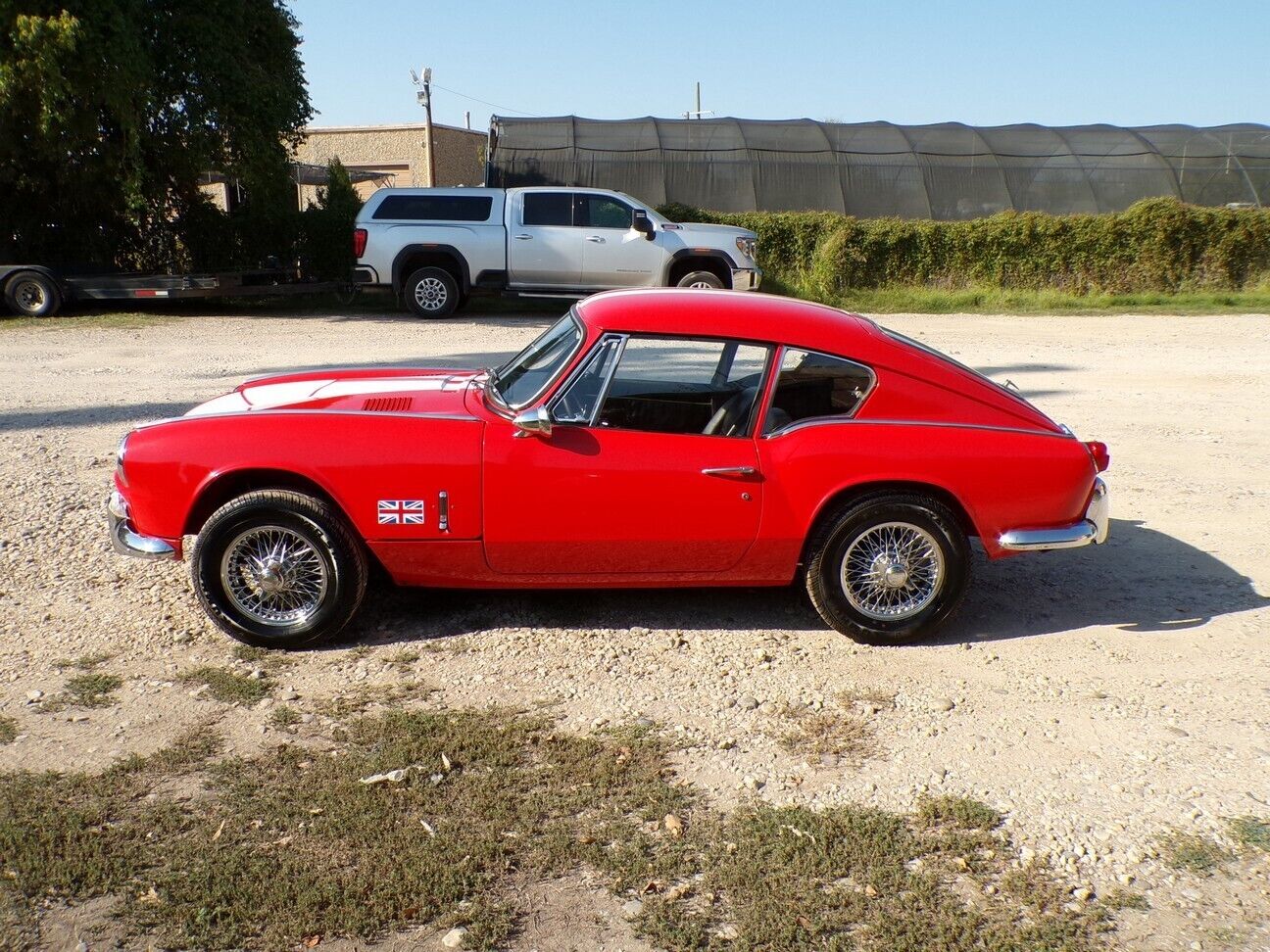 Triumph-GT6-Coupe-1967-Red-Black-19312-1