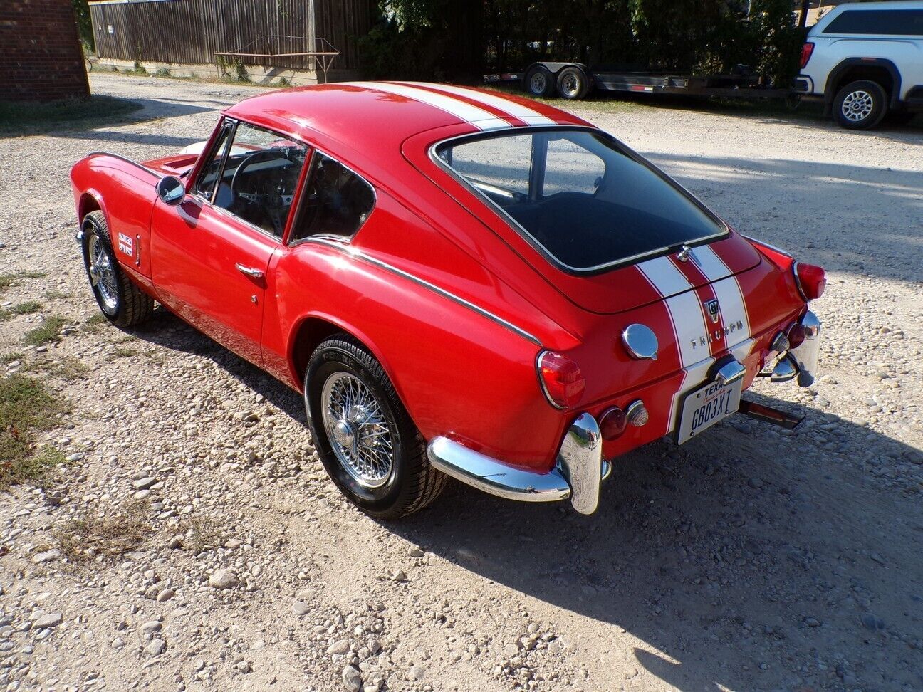 Triumph-GT6-Coupe-1967-Red-Black-19312-2