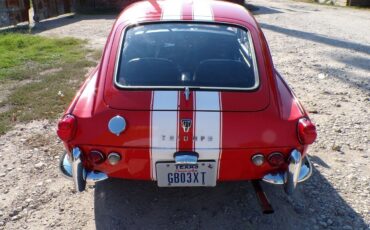 Triumph-GT6-Coupe-1967-Red-Black-19312-3