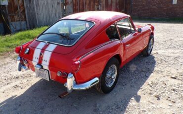 Triumph-GT6-Coupe-1967-Red-Black-19312-4