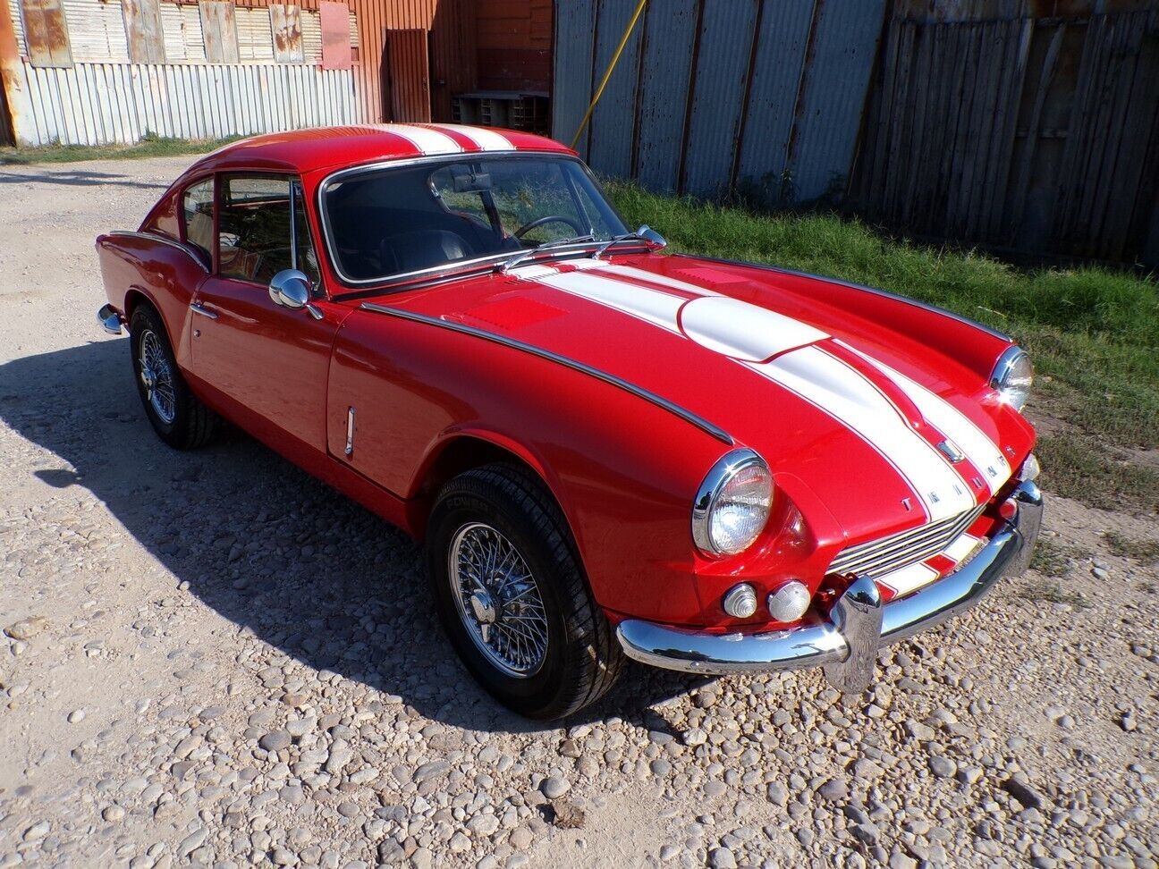 Triumph-GT6-Coupe-1967-Red-Black-19312-6