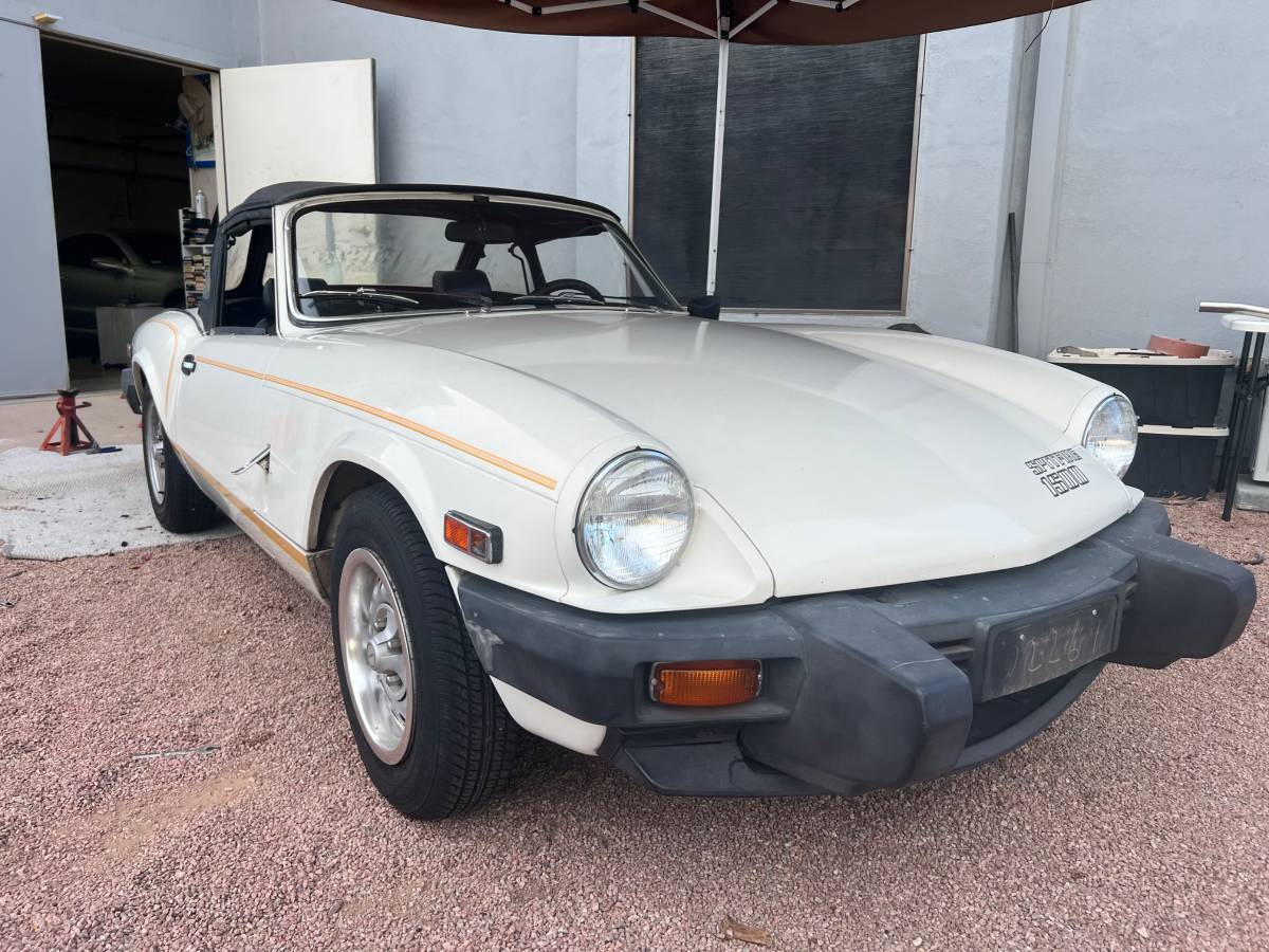 Triumph-Spitfire-1979-white-90123-3