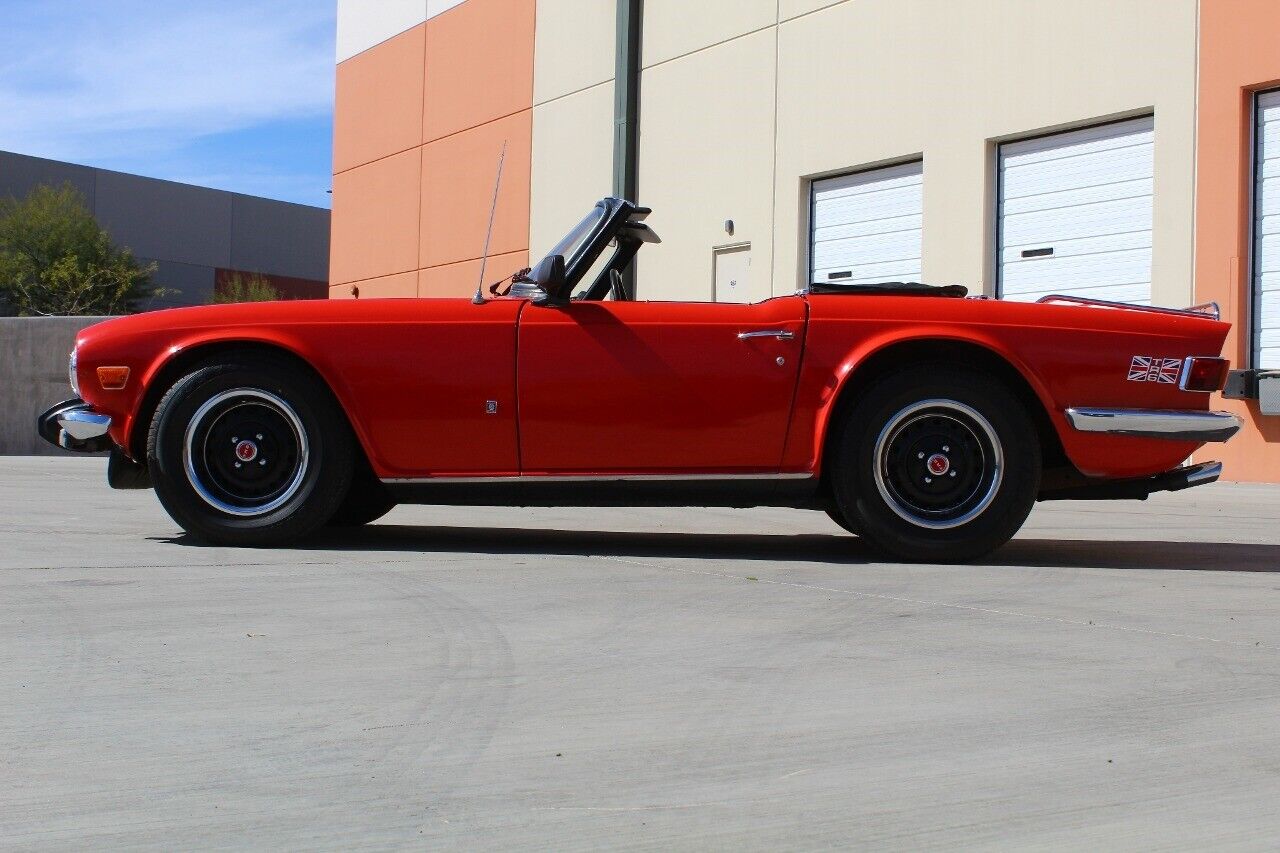 Triumph-TR-6-1975-10