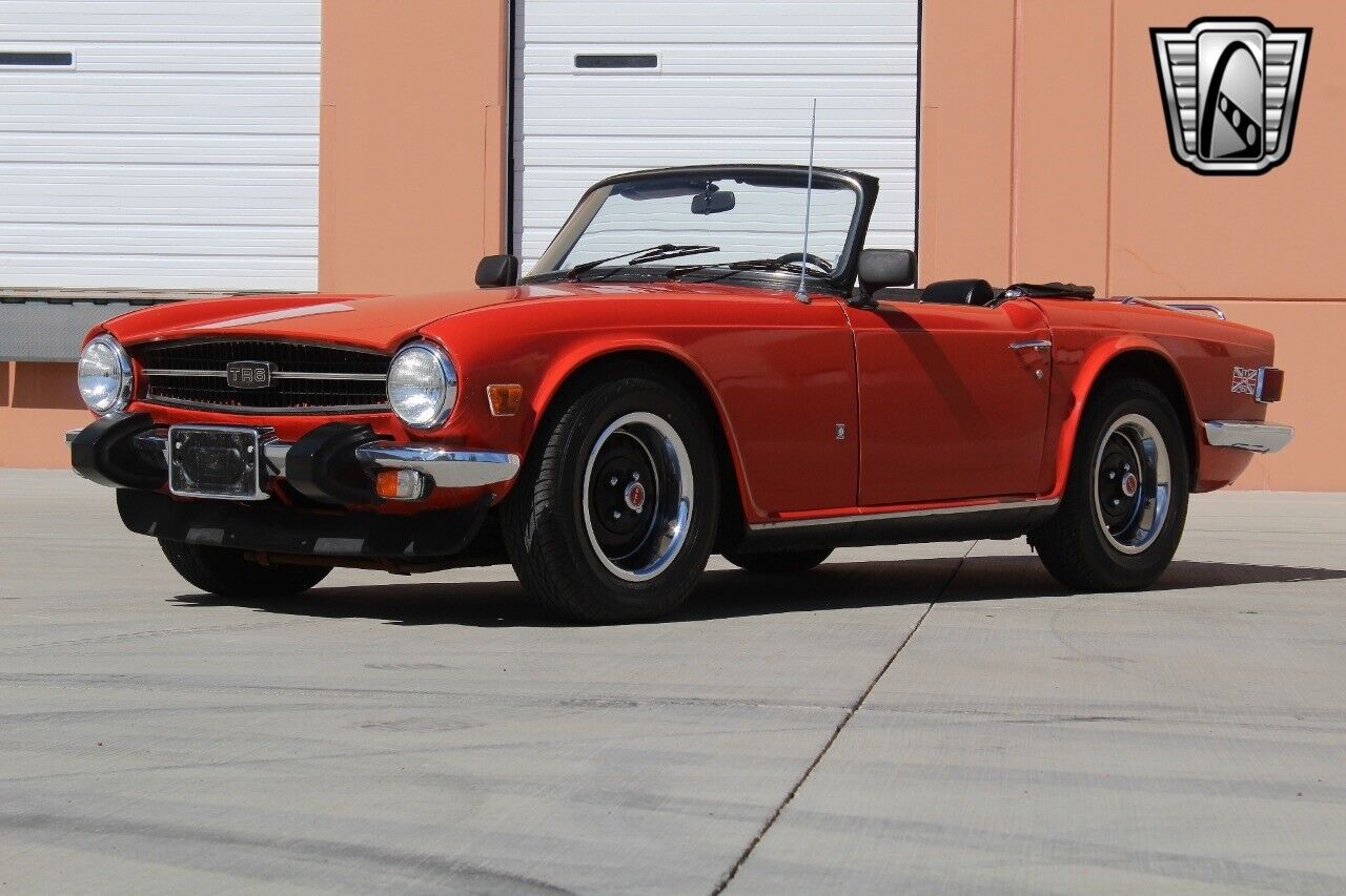 Triumph-TR-6-1975-2