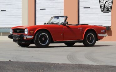 Triumph-TR-6-1975-3