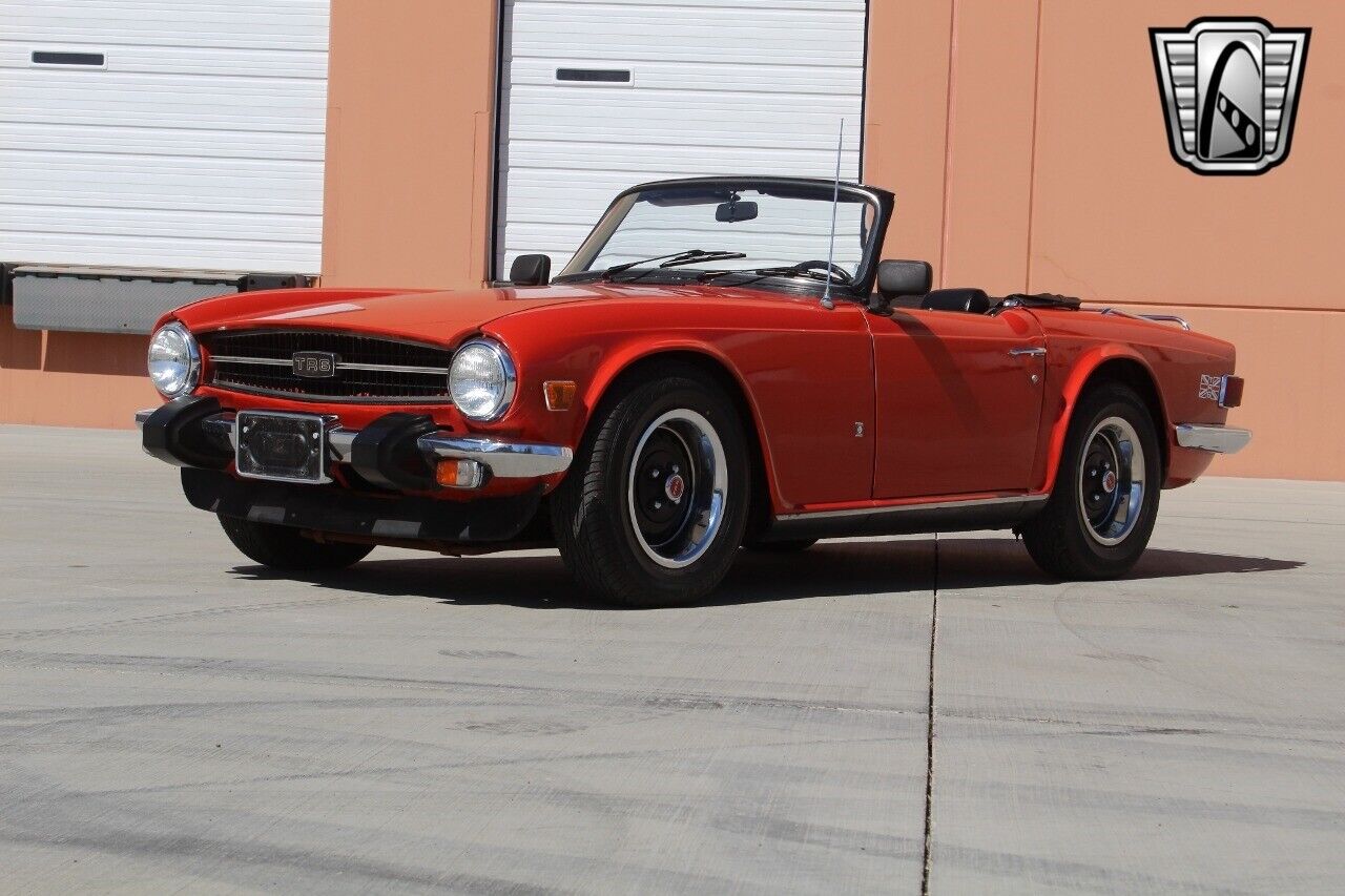 Triumph-TR-6-1975-5