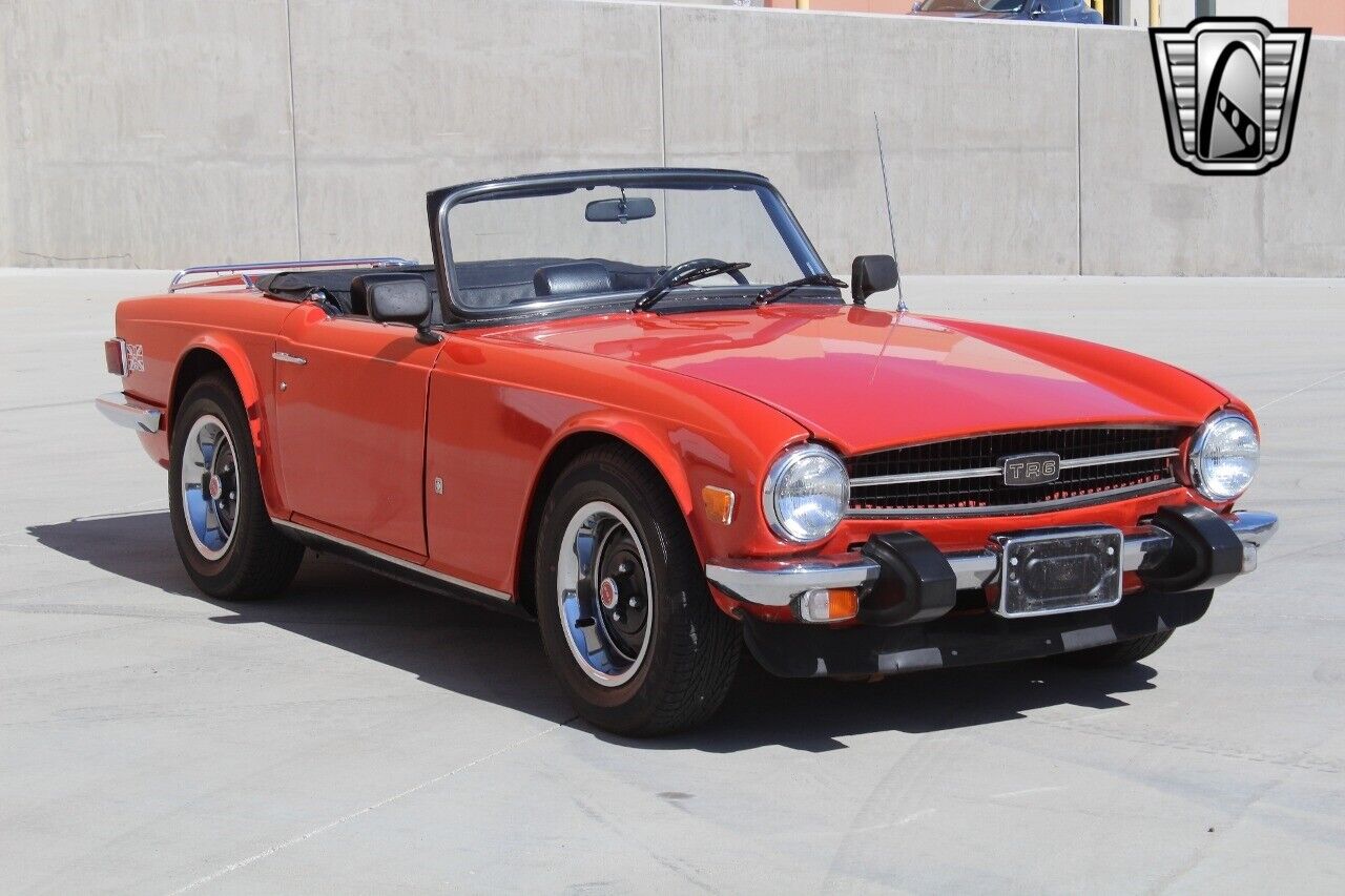 Triumph-TR-6-1975-6