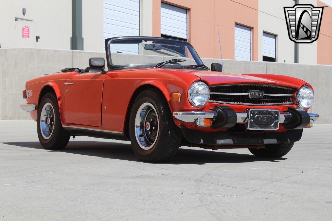 Triumph-TR-6-1975-7