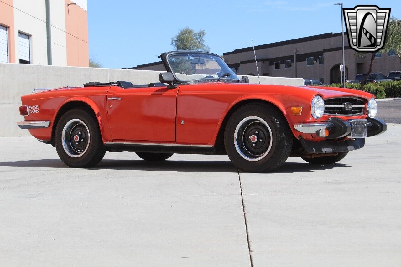 Triumph-TR-6-1975-8