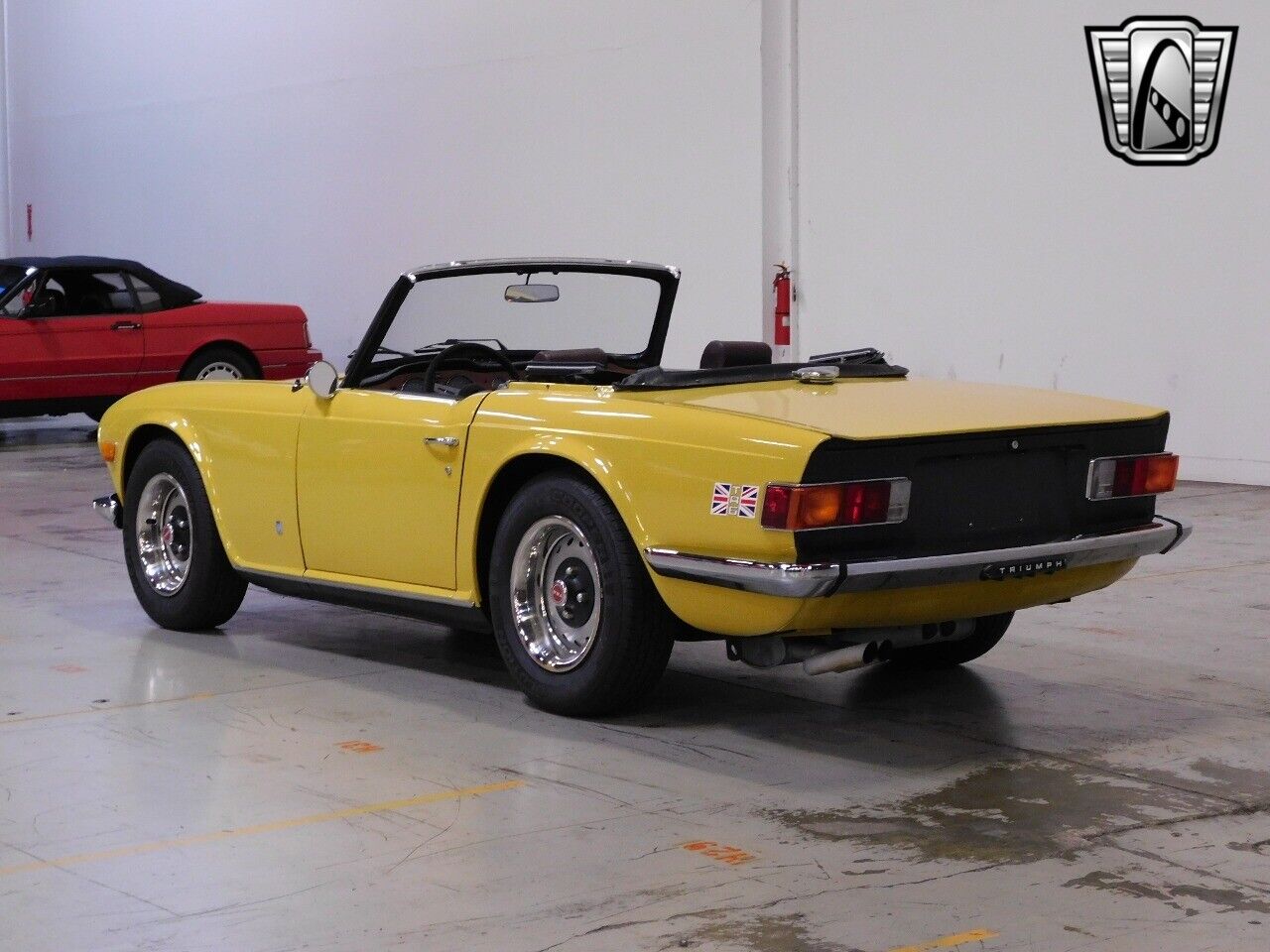 Triumph-TR-6-1975-Yellow-Brown-69828-3