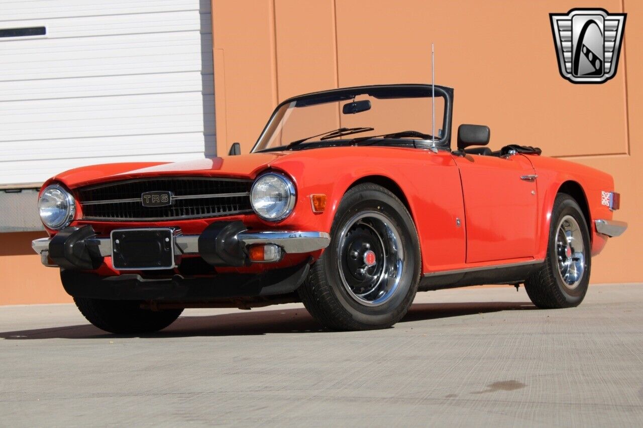 Triumph-TR-6-Cabriolet-1975-Red-Black-1949-4