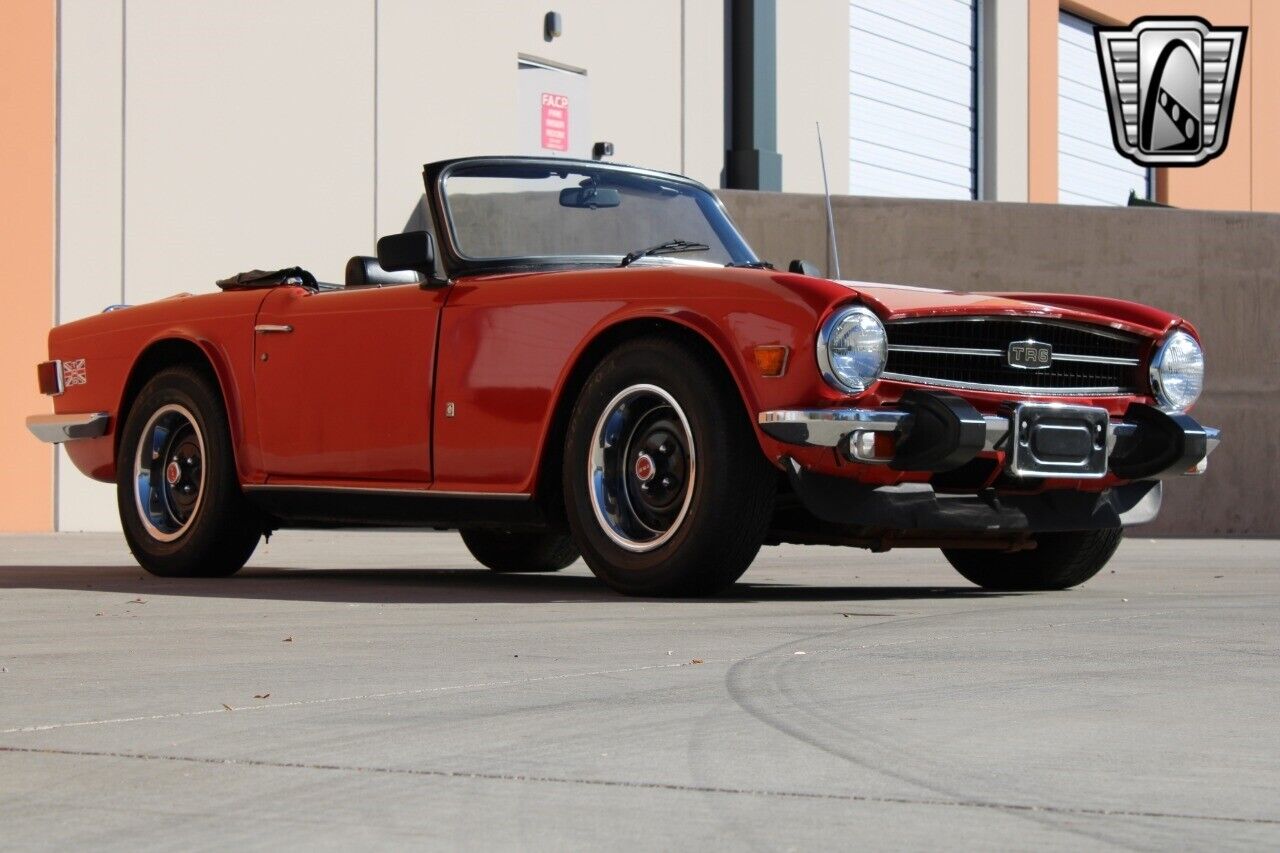 Triumph-TR-6-Cabriolet-1975-Red-Black-1949-7