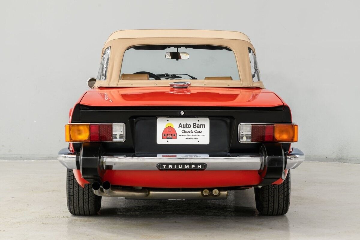 Triumph-TR-6-Cabriolet-1975-Red-Tan-134316-5