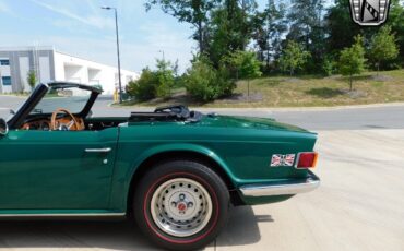 Triumph-TR-6-Coupe-1973-Green-Black-120078-7