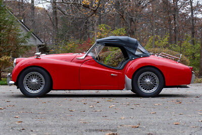 Triumph-TR3-Cabriolet-1960-Red-Black-48705-2