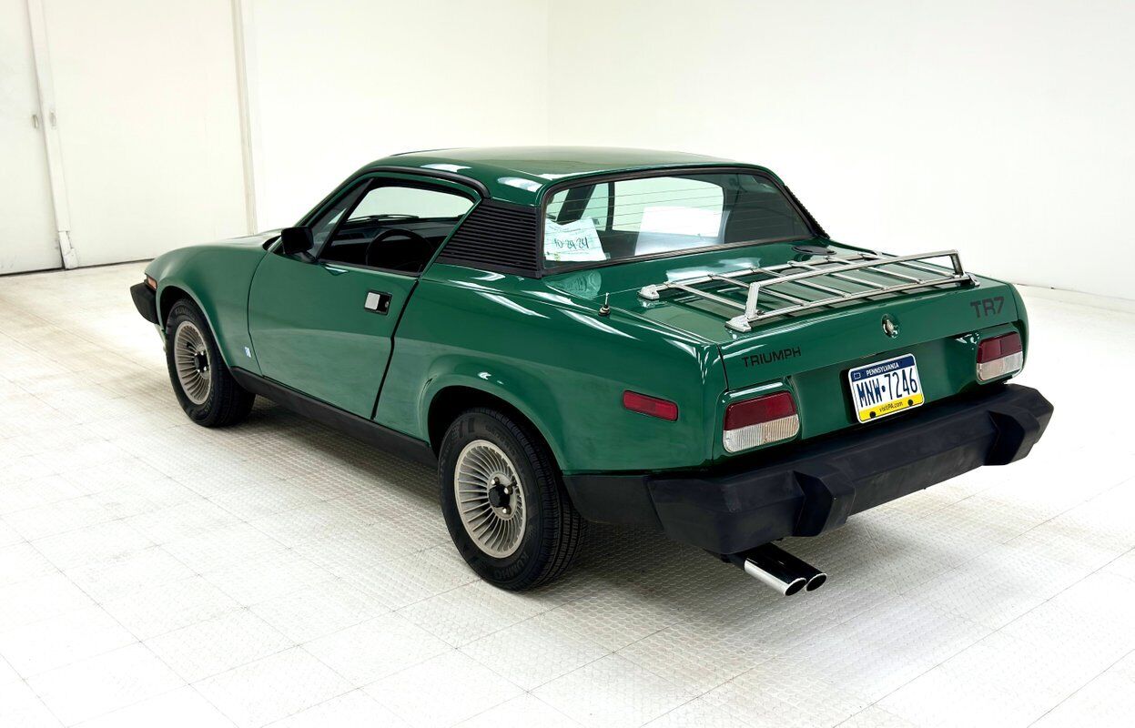 Triumph-TR7-Coupe-1976-Green-Black-144852-2