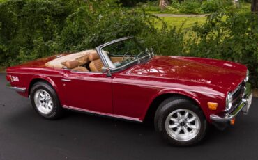 Triumph-Tr6-1976-red-160932-1