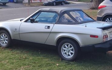 Triumph-Tr8-1980-1