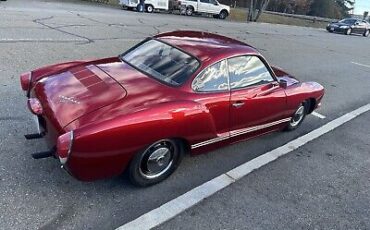 Volkswagen-1600-Karmann-Ghia-Coupe-1970-1